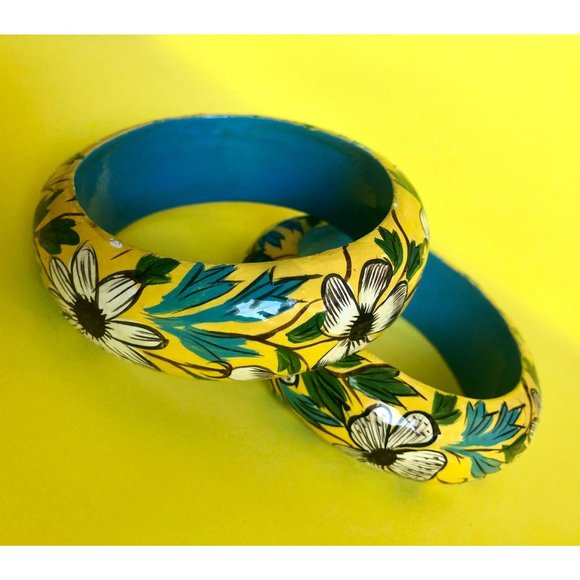 Striking Bright Yellow and Turquoise Blue Vintage Painted Bangles - Picture 4 of 4